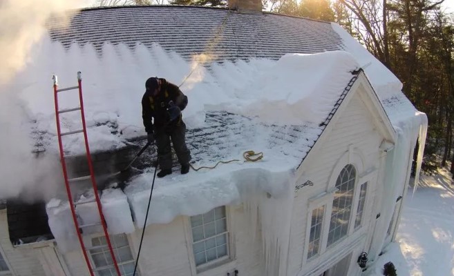 Essential Steps to Take If Your Roof Is Leaking