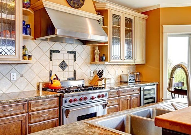 10 Tips for Finding a Trustworthy Kitchen Renovation Contractor in Massachusetts