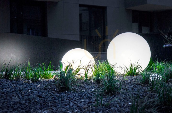 Transform Your Outdoor Space: A Complete Guide to Garden Ball Lights and Garden Lights